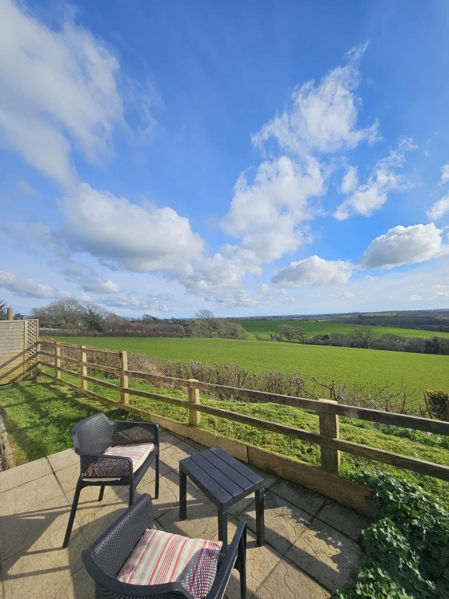Meadow View Villa Haverfordwest Exterior foto