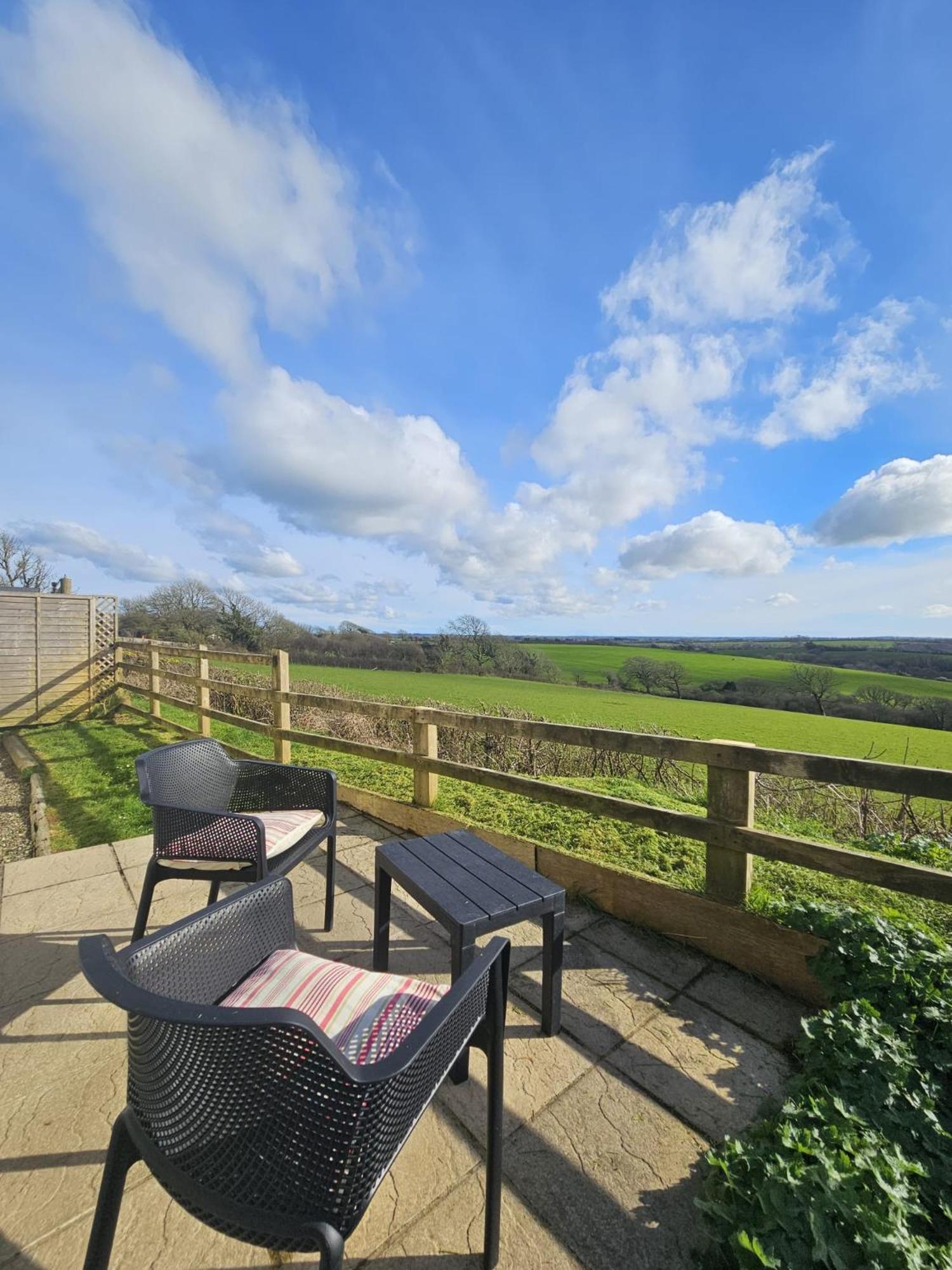 Meadow View Villa Haverfordwest Exterior foto